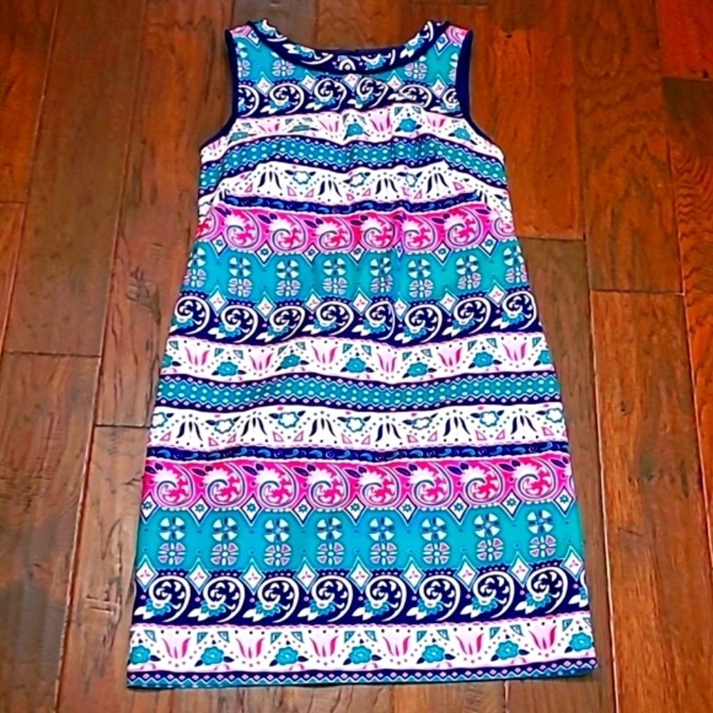 Talbots sleeveless tulip print dress. APPROX SIZE 8. SEE MEASUREMENTS.